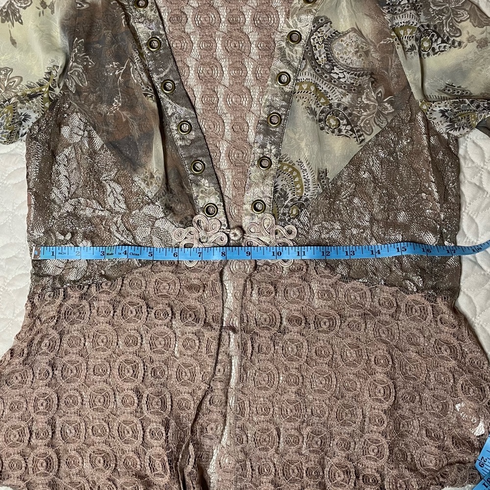 Womens blouse - Picture 13 of 14